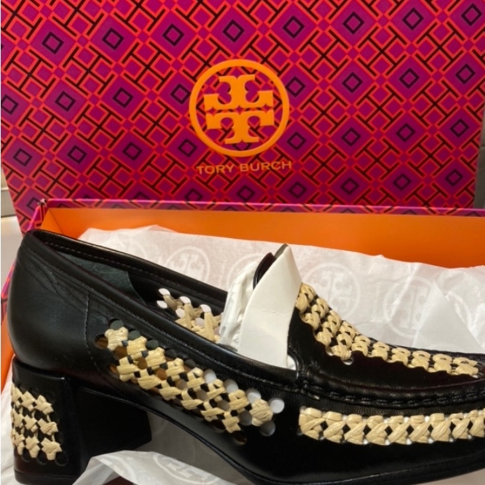 Tory Burch Women Raffa leather Loafer,Brand new with box and Dust bag.